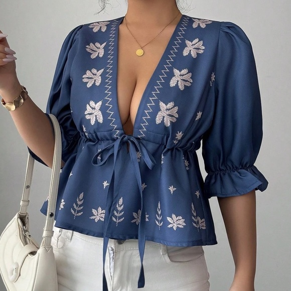 Boho Blue Floral Embroidered Puff Sleeve Blouse - Picture 2 of 5